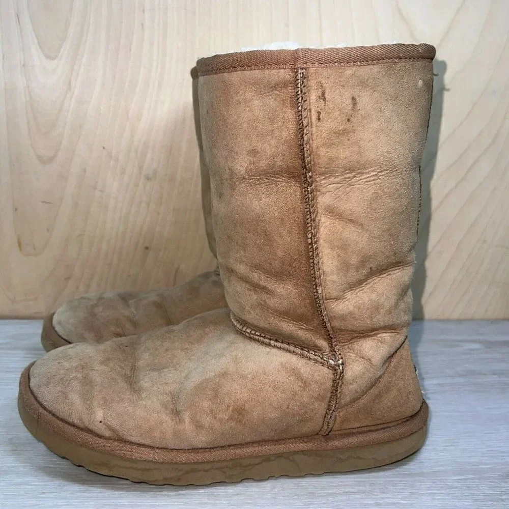 ‎UGG Classic Tall Chestnut Brown Women's 7